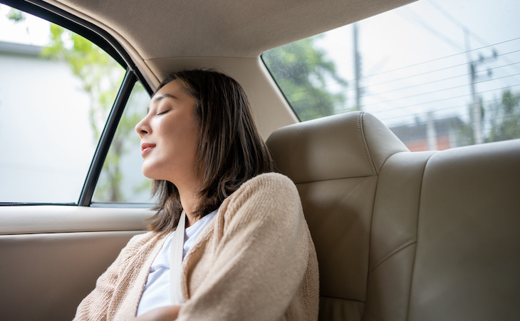 https://www.saatva.com/blog/wp-content/uploads/2024/01/how-to-sleep-in-a-car.jpg