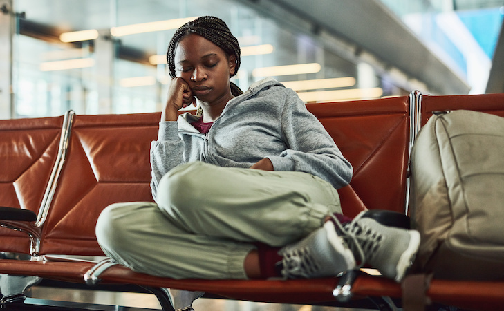 10 Tips for Sleeping at the Airport