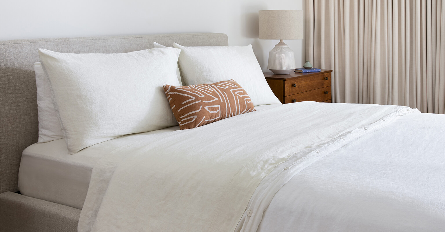 Saatva Linen Sheets